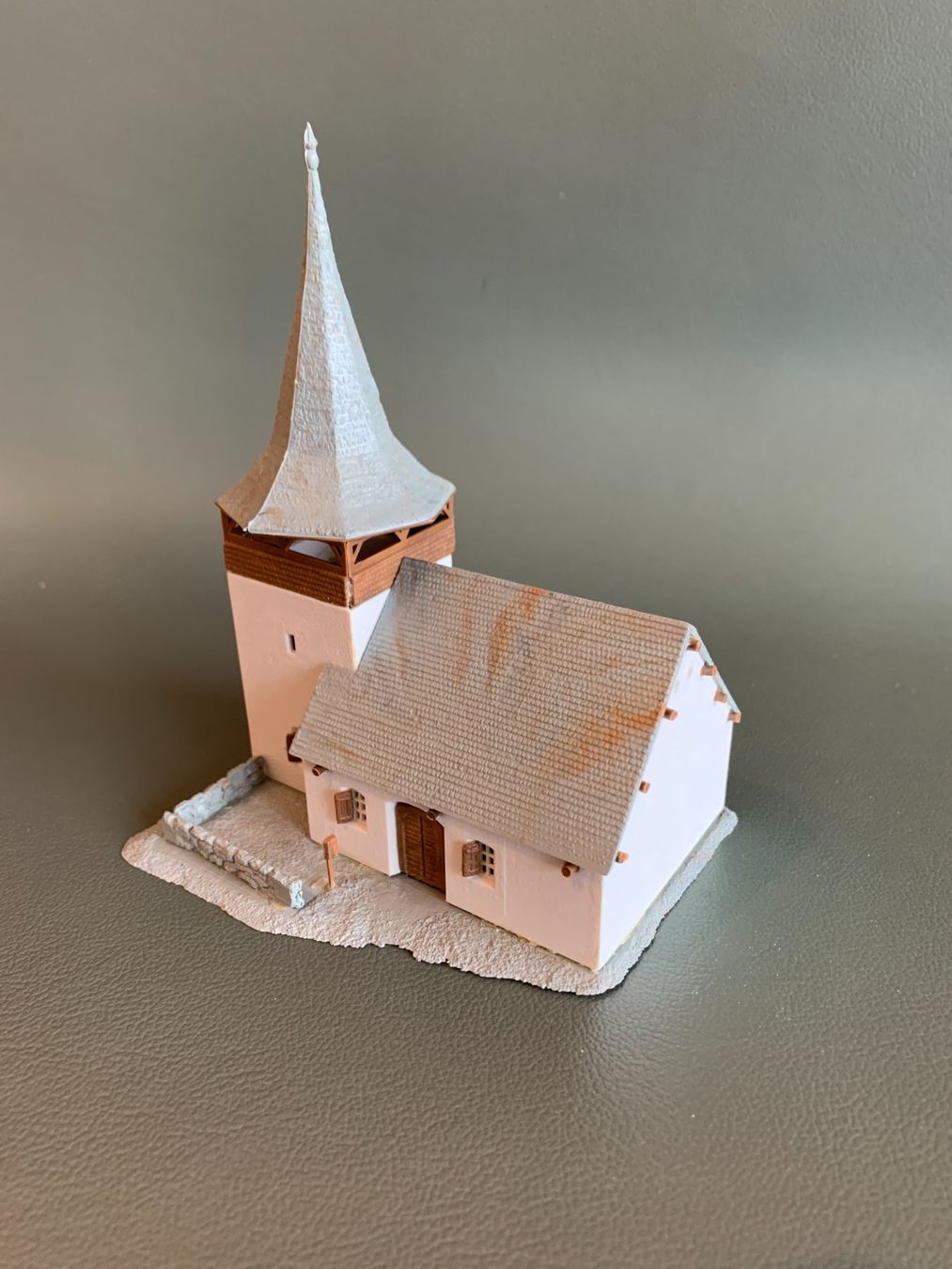 Kibri Modelleisenbahnen: Kirche von Kibri – Neu (gemäss Beschreibung) aus Belp von capowiga 1