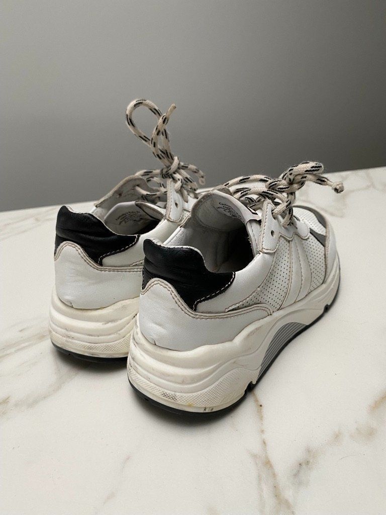 Momino Scarpe per ragazze: Mädchen Sneaker MOMINO Gr. 34 – Usato da Richterswil venduto da Busanca 1