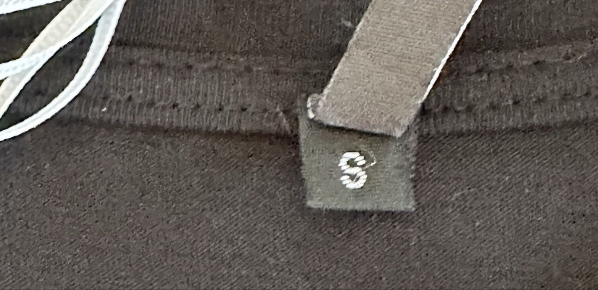 T-shirt: T-shirt nera in cotone Imperial **NUOVA** – Nuovo (secondo la descrizione) da Castel San Pietro venduto da Moregi 2
