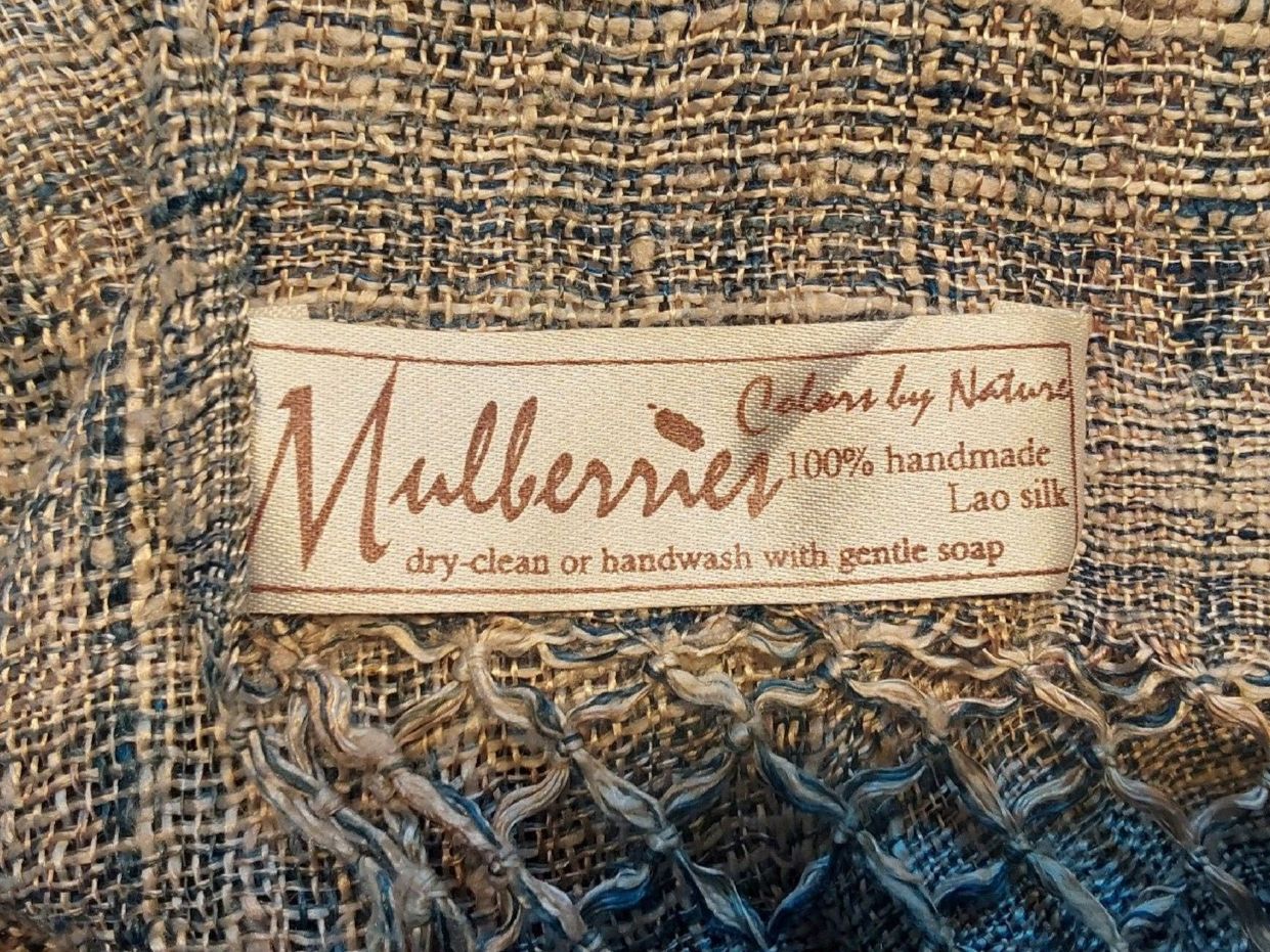 Foulards, Tücher & Schals: Seidenschal grau Mulberries Lao Silk – Neu (gemäss Beschreibung) aus Köniz von scopello12 3