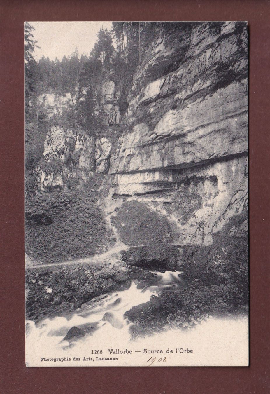 Cartoline postali: VALLORBE - Source de l'Orbe – Usato da Pully venduto da nicecards