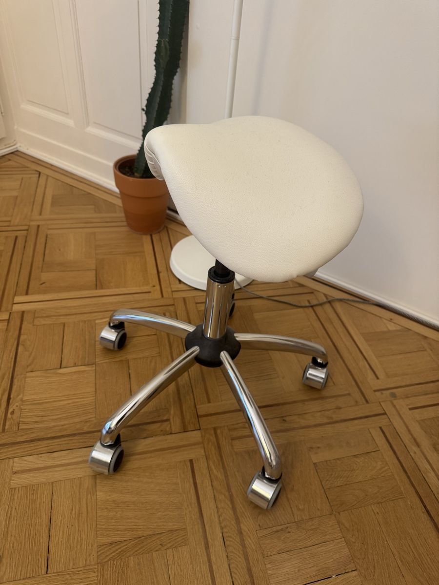 Hocker: Tabouret de selle à roulettes – Gebraucht aus Genève von Dan83 1