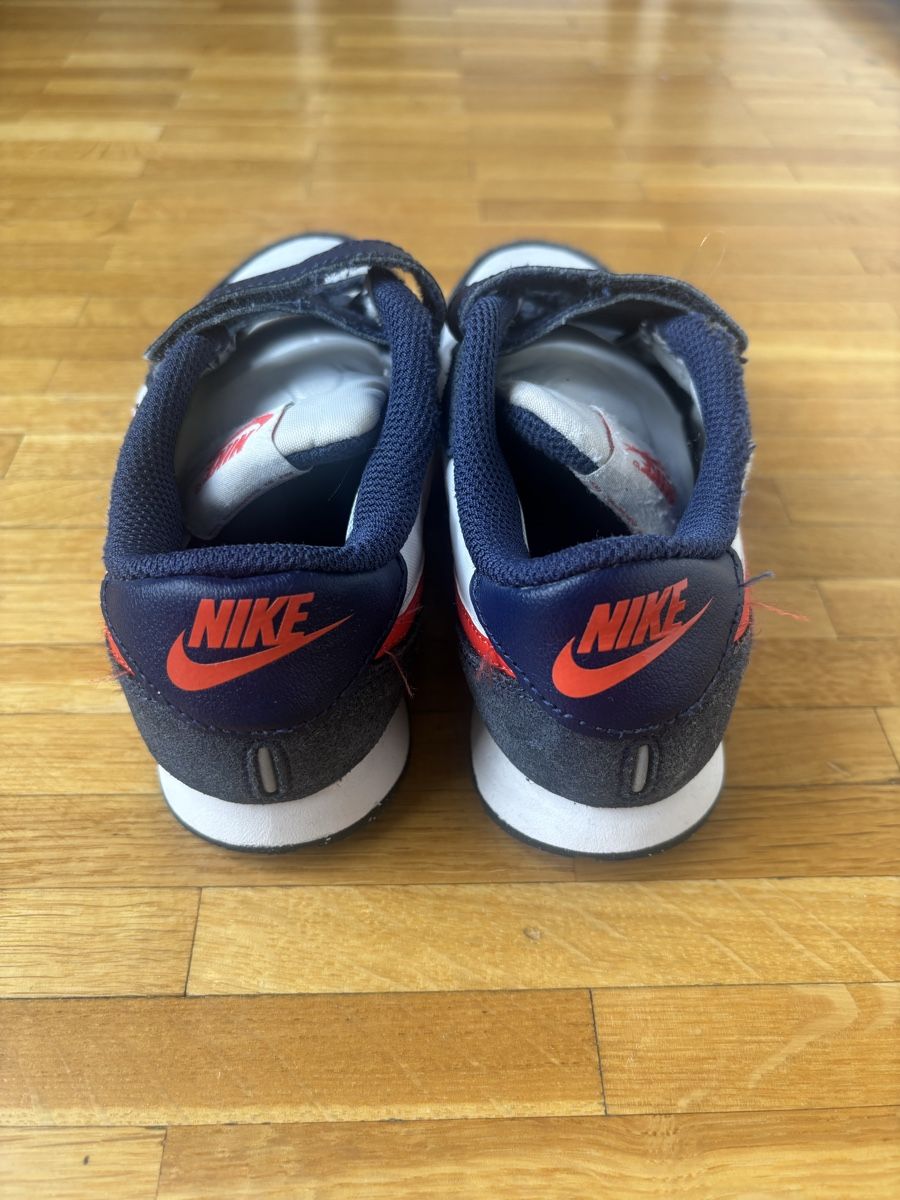 Nike Scarpe per ragazzi: Baskets Nike enfant 31 – Usato da Chêne-Bougeries venduto da CeliaMate 3