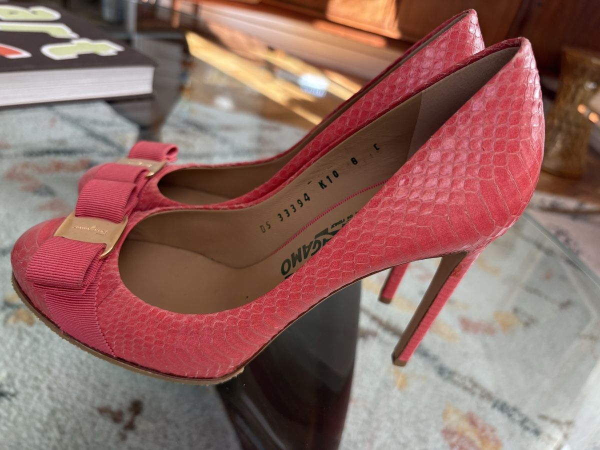 Scarpe da donna: Salvatore Ferragamo Pumps Pink Bow Size 6 F Good Condition – Usato da Zürich venduto da Charrua 2