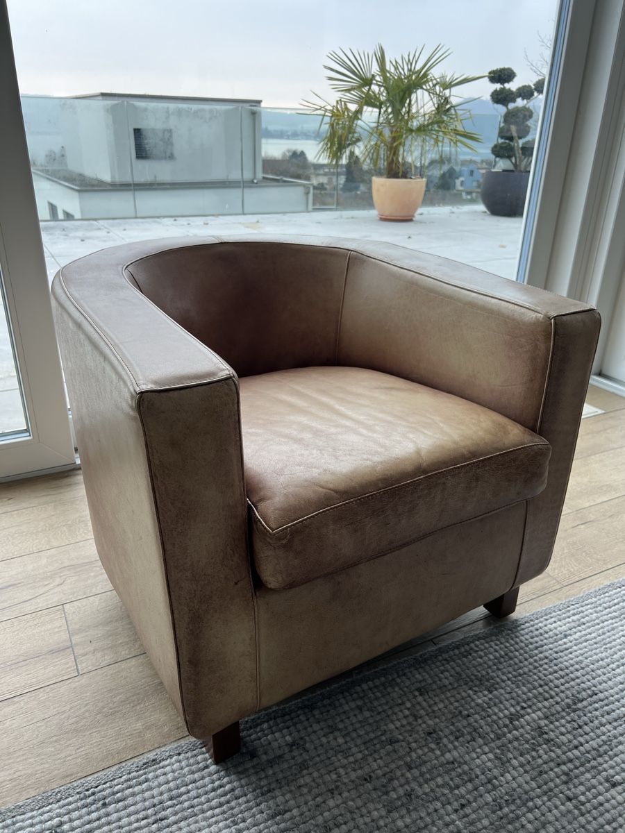 Micasa Poltrone: Fauteuil en cuir – Usato da La Neuveville venduto da neitre 1