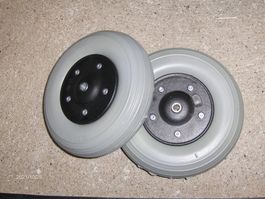 4 Räder D.200x45 Vollgummi 2xVorn+2xHinten Ivalied. Fz.ander