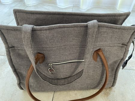 Schicke Wickeltasche, neuwertig.