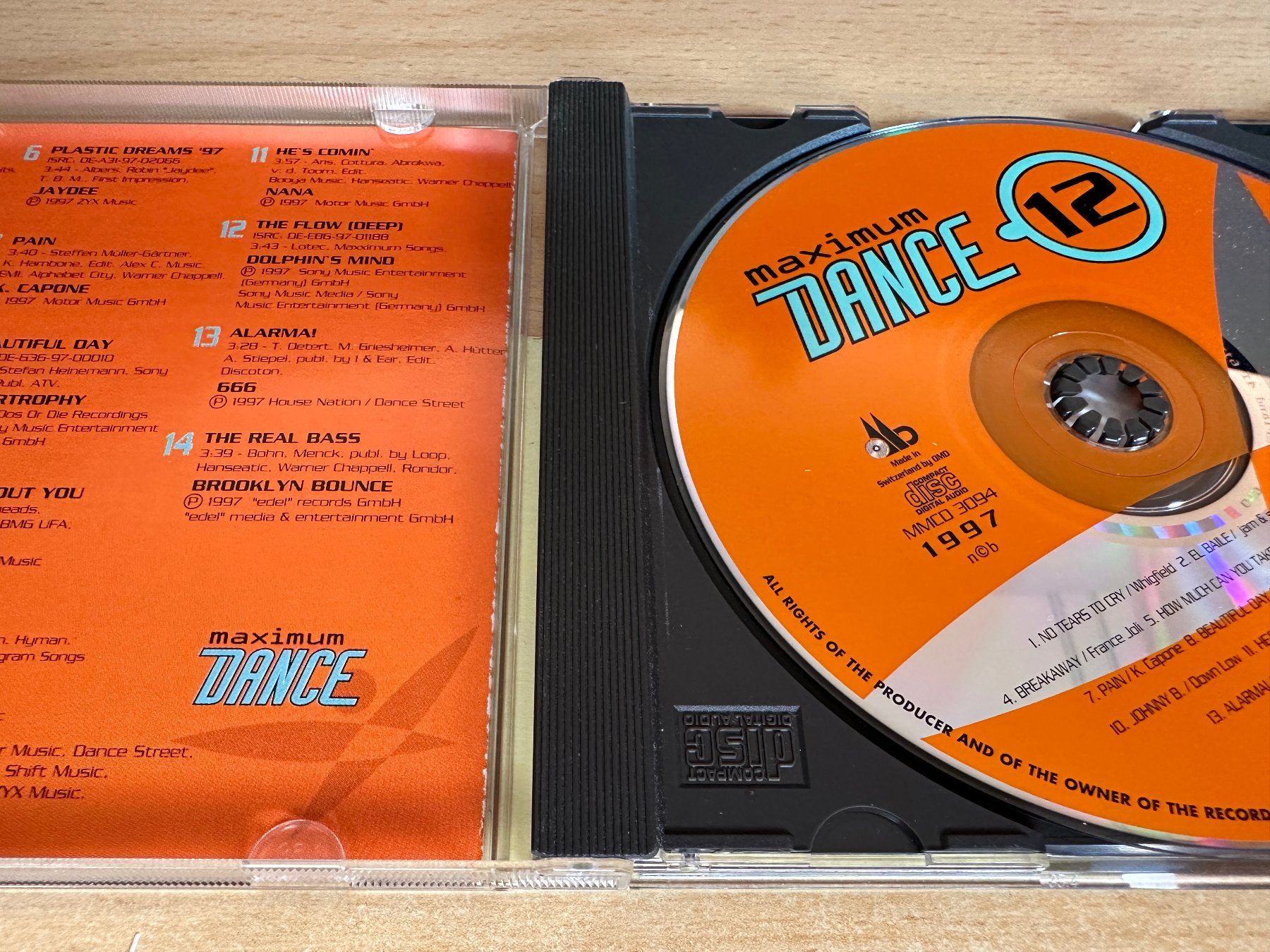 CD: Rock – Usato da Rikon im Tösstal venduto da Alpenmutz 2