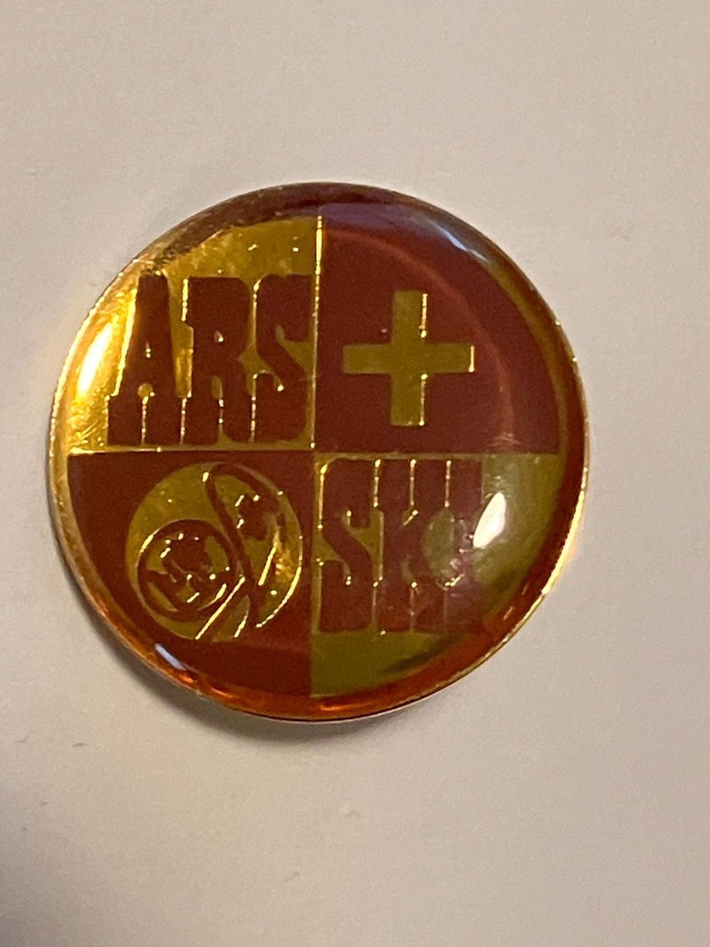 Plaketten & Abzeichen: 1 Pin ARS SKI – Gebraucht aus Basel von djwwpp
