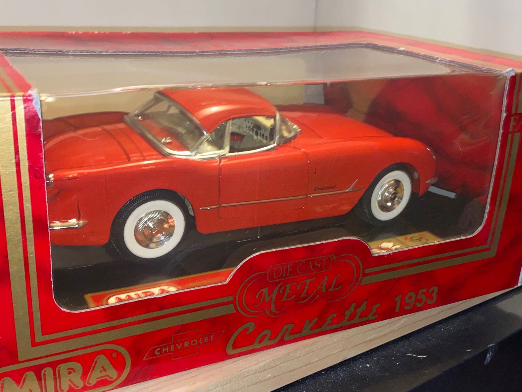 Chevrolet Modellini d'auto: 1953 Chevrolet Corvette 1/18 – Nuovo (secondo la descrizione) da Wohlen AG venduto da PrivatSammlung 1