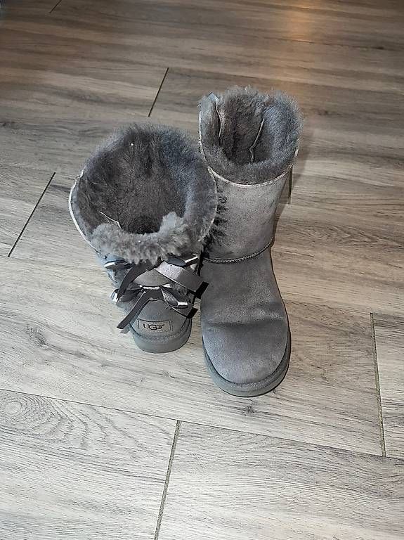 Damenschuhe: UGG Boots Grau (39) – Gebraucht aus Wädenswil von Volvic13 1