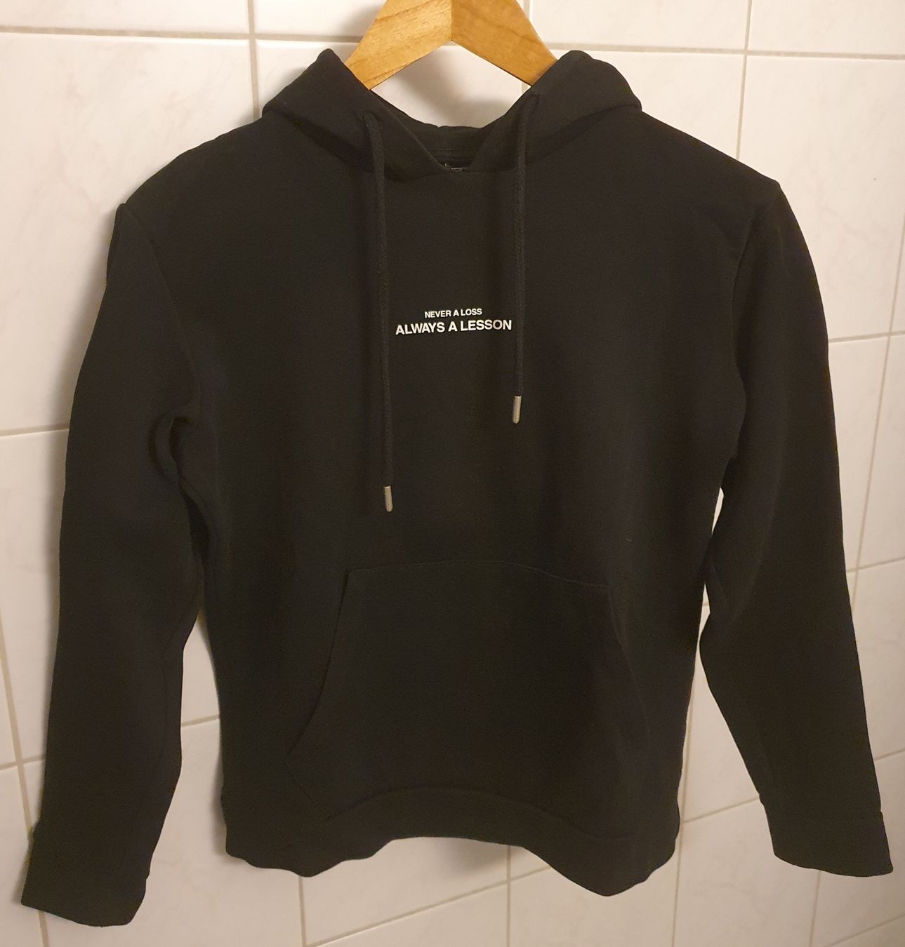 Maglioni & Felpe: Hoodie Kapuzenpullover Schwarz "Never a Loss-Always a Lesson – Nuovo (secondo la descrizione) da Wilen b. Wollerau venduto da Dude_gg 2