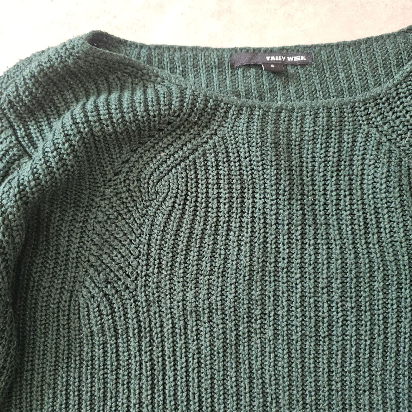 Maglioni & Felpe: Pull court vert foncé, taille S – Usato da Sornetan venduto da T.a333 1