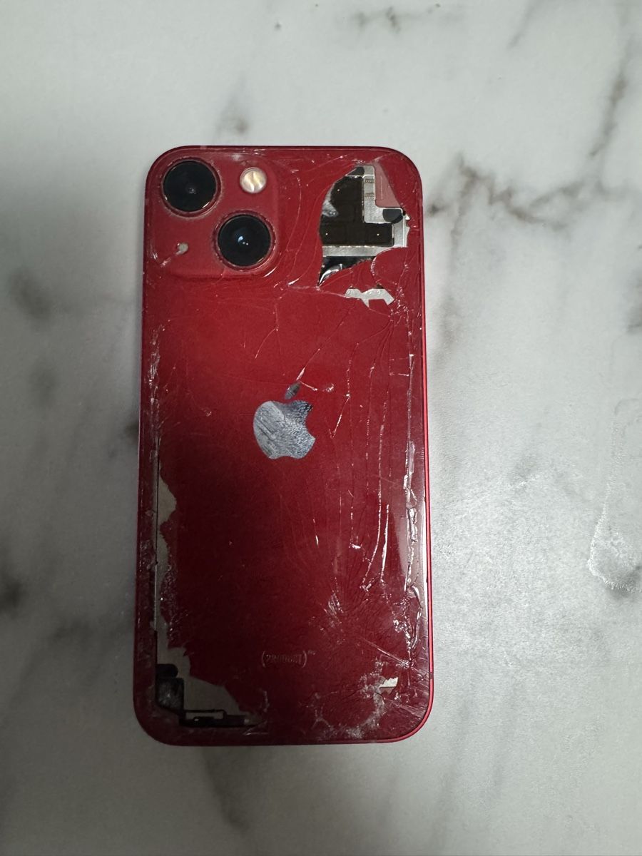 Apple Portables: iPhone 13 mini rot – D'occasion à Schlieren par Villy87 1