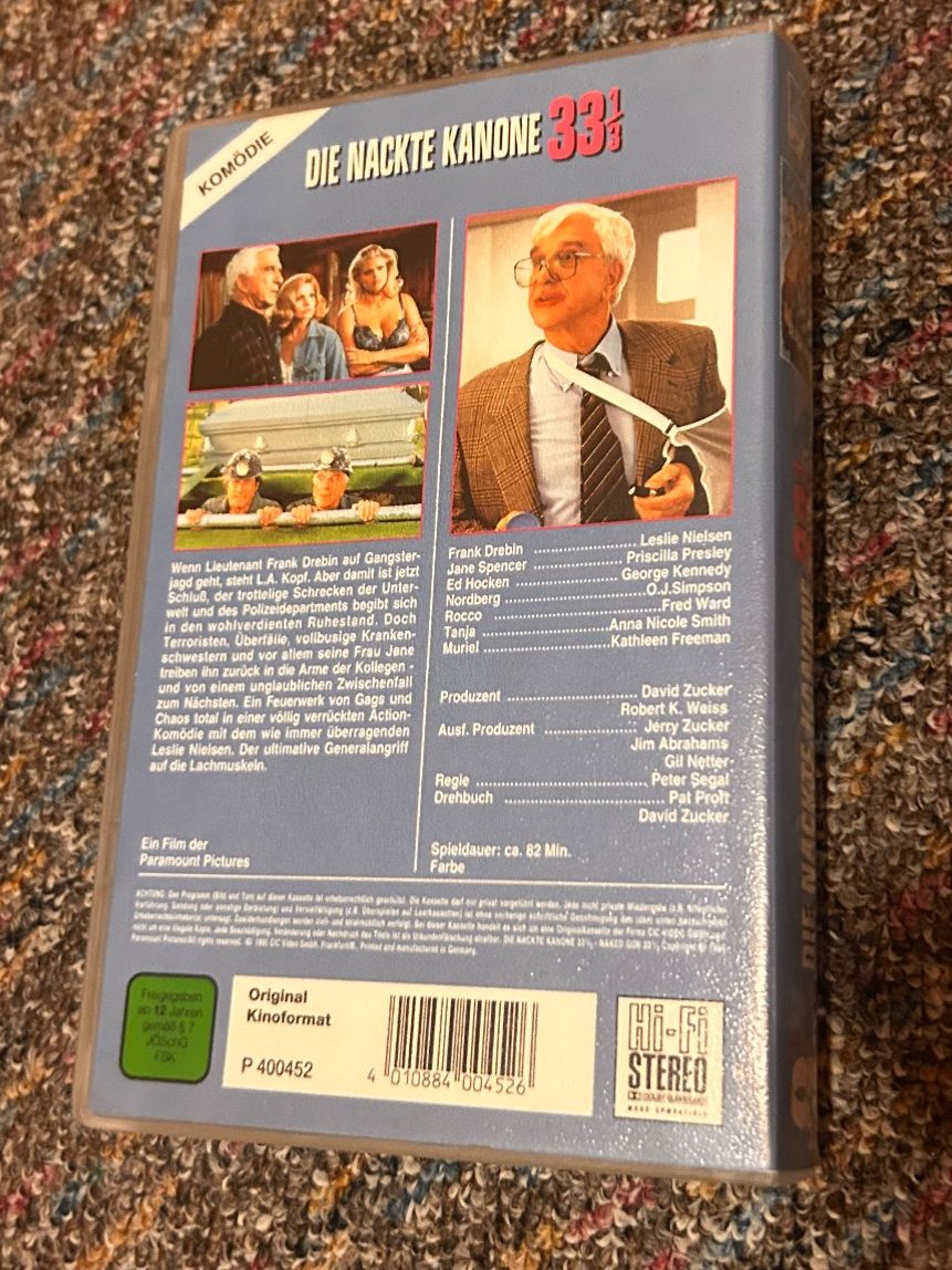 Tutti i VHS: Die nackte Kanone 33 1/3 - VHS – Usato da Brüttisellen venduto da ThommyK 1