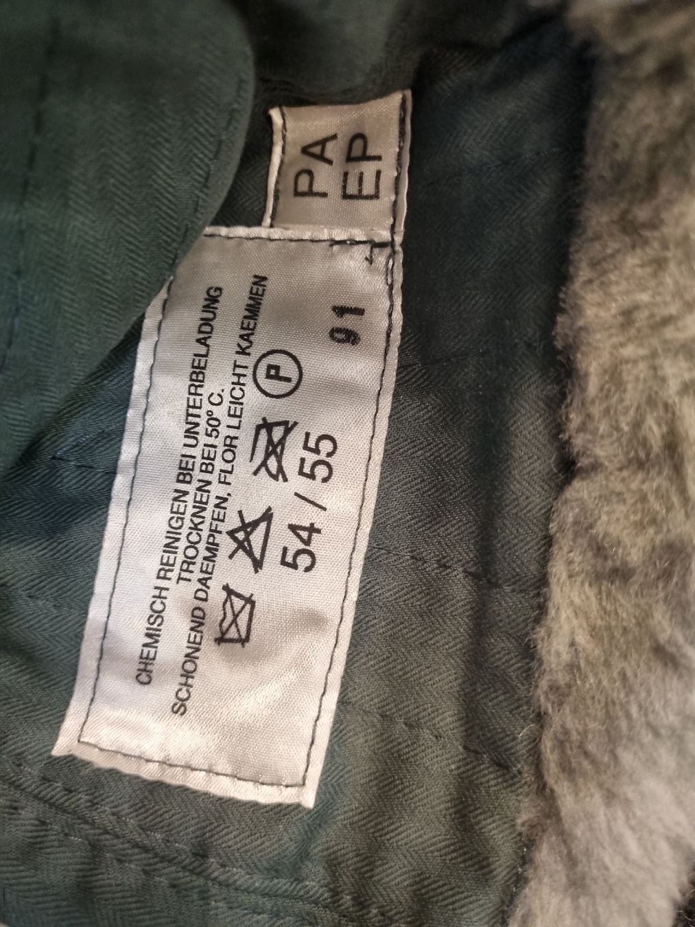 Schweizer Armee Copricapi, berretti & cappellini: Wintermütze CH-Armee Gr. 54/55 – Nuovo (secondo la descrizione) da Wolfhalden venduto da ion_z9kr 2