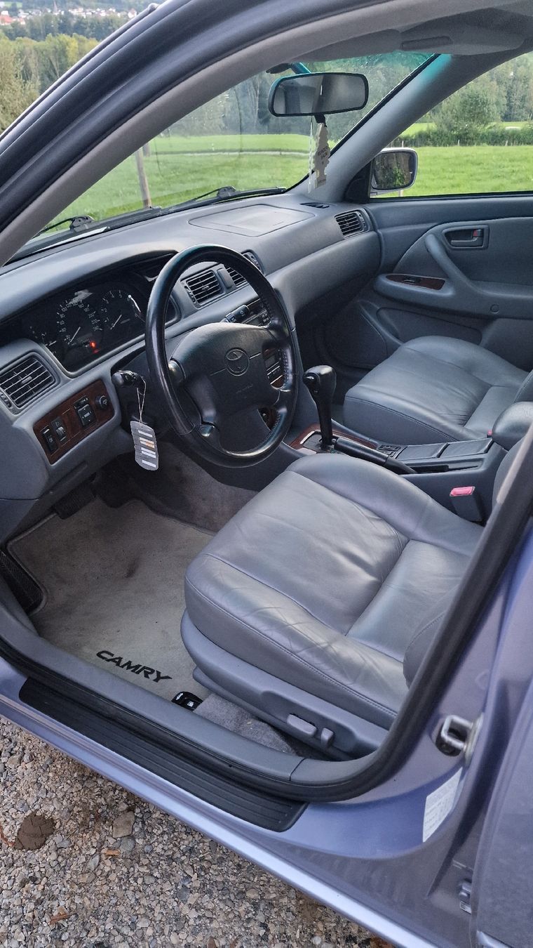 Toyota Automobili: Toyota Camry 3.0 V6 – Usato da Tafers venduto da mariijance 4
