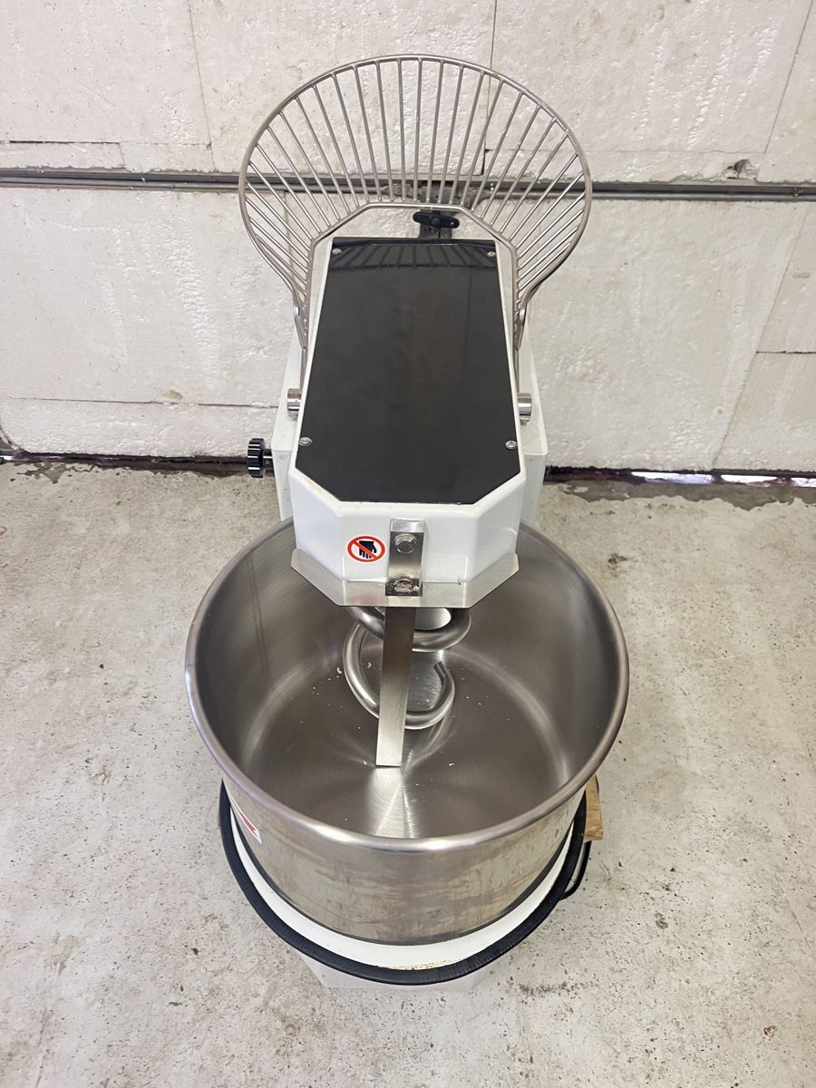 Elettrodomestici da cucina: Knetmaschine Teigmaschine – Usato da Buchs AG venduto da imar82 3