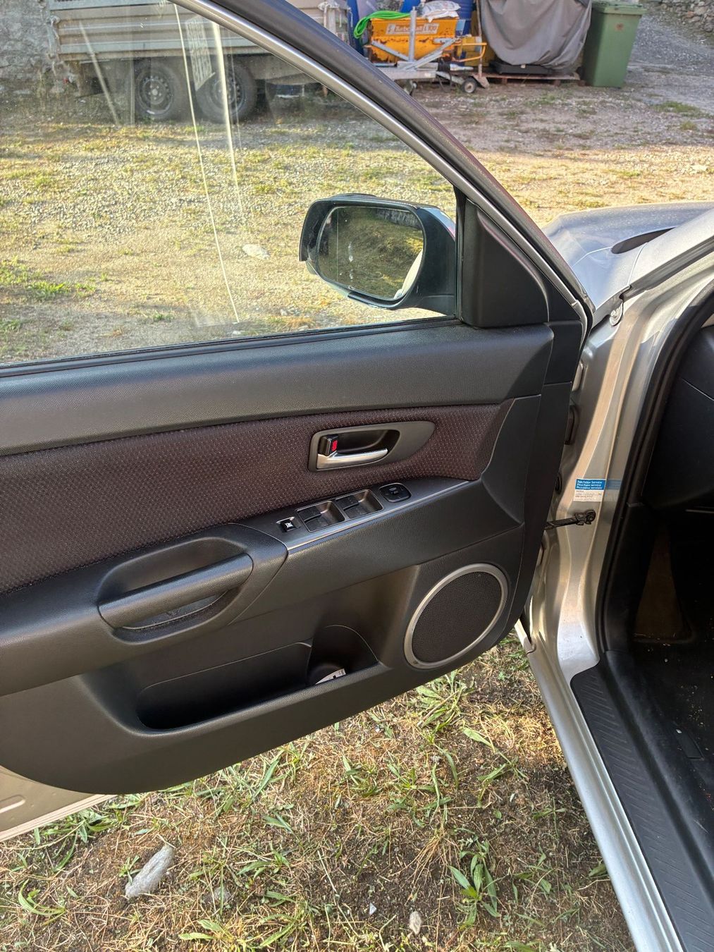 Mazda Autos: Mazda 3 1.6 Hatchback – Gebraucht aus Tenero von Cadra01 7