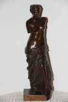 Antique sculpture en bronze signé Ron Collas .