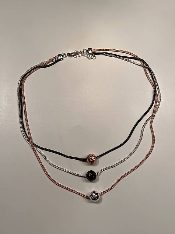 Bracelets: Catena tre colori – D'occasion à Gordola par Simijojo