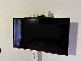 Samsung LED da 32 + attacco e tv box
