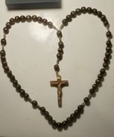 Holzrosenkranz Grödnertal 40 cm mit geschnitztem Kreuz – Han