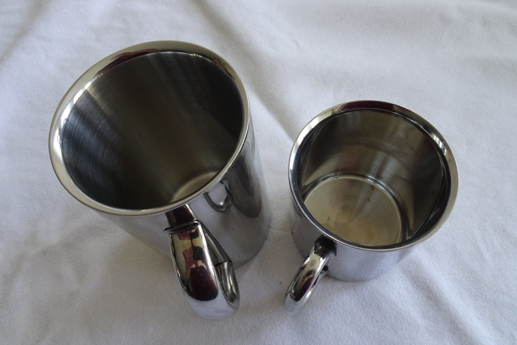 Tazze: 2 Becher, Tassen aus Chromstahl – Usato da Strengelbach venduto da schmetterling20 1
