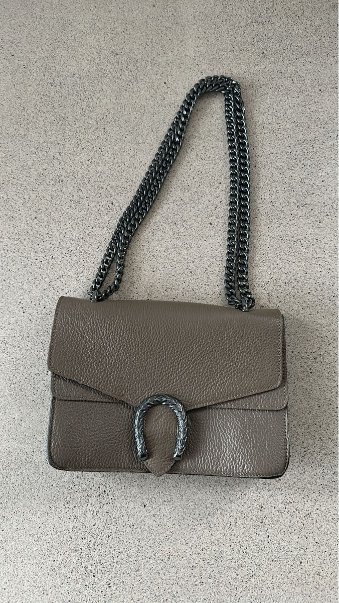 Borse da donna: Edle Tasche mit Schnalle – Usato da Schlieren venduto da cor_jgb7