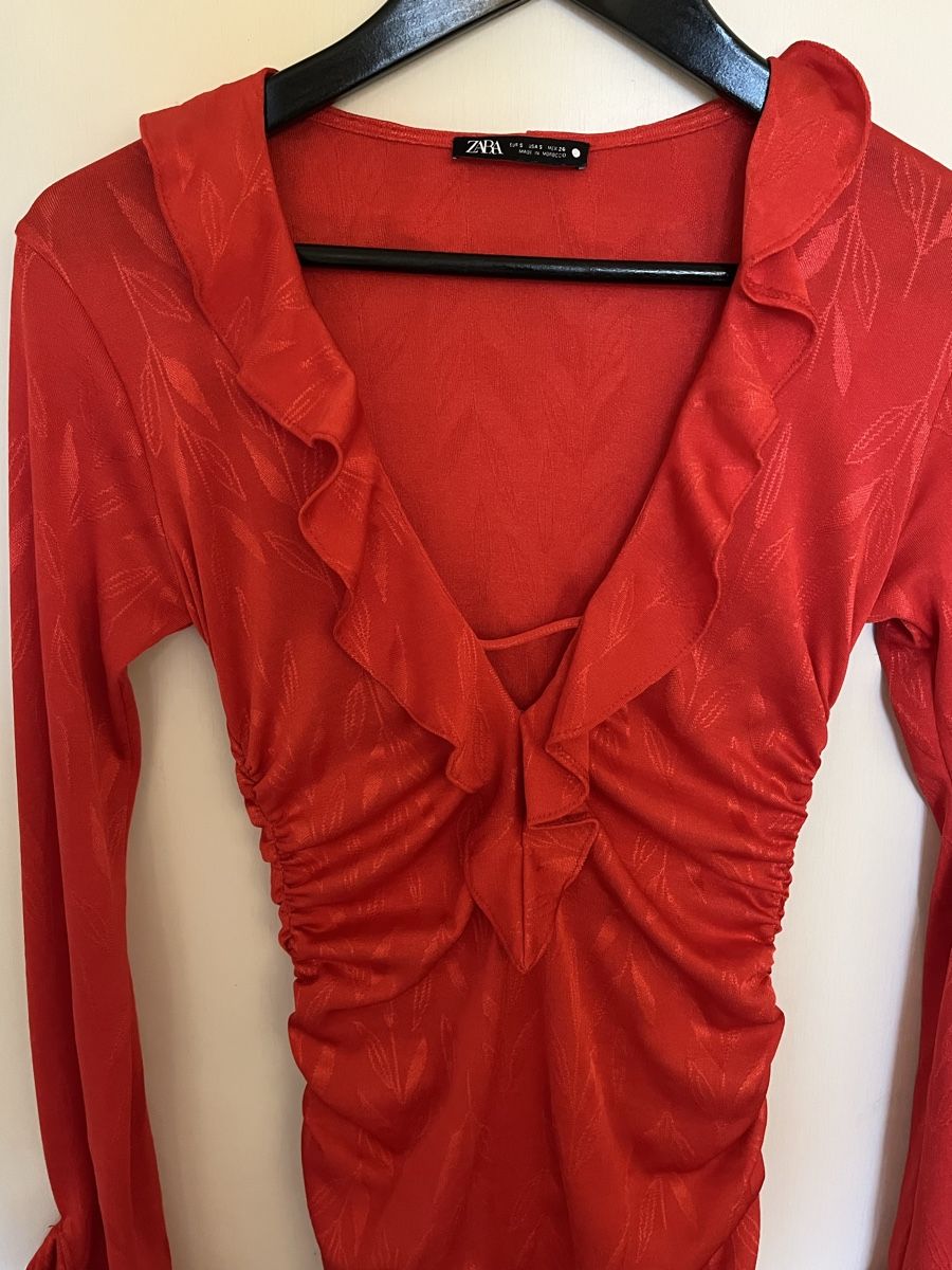 Zara Vestiti: Langes rotes Kleid Zara Grösse S – Usato da Teufenthal AG venduto da Nanahu 2