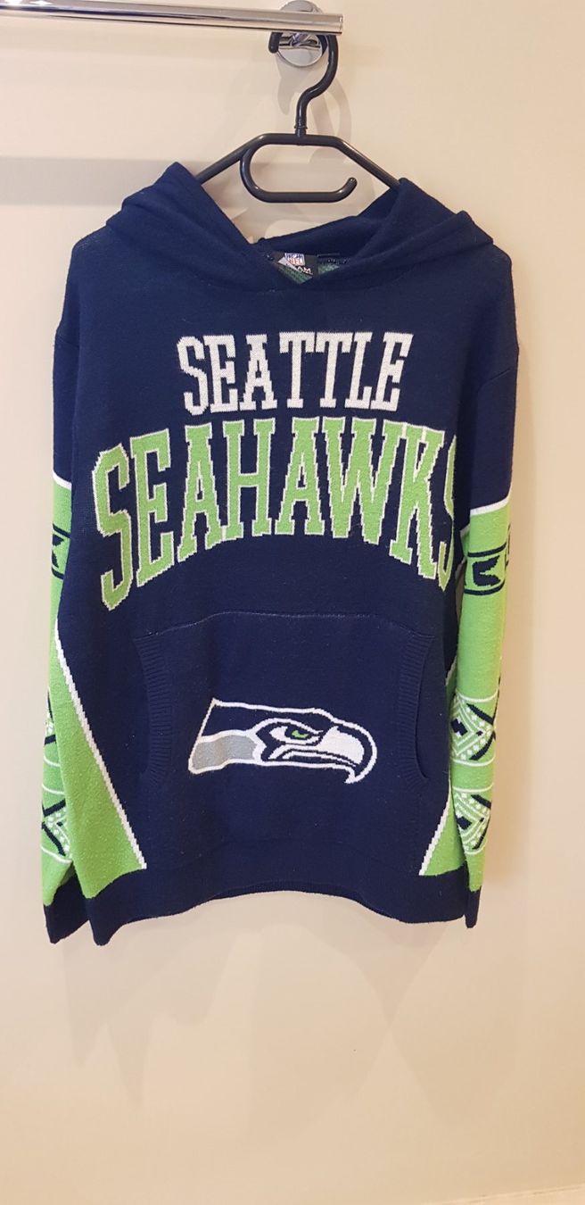 Pullover & Sweatshirts: Seattle Seahawks Kapuzenpullover NFL blau Grösse M – Gebraucht aus Dietikon von grafad