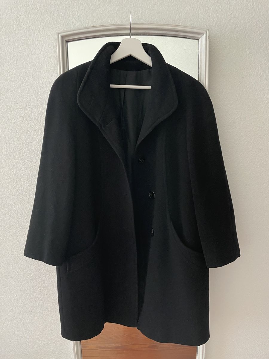 Cappotti: Schwarzer vintage Mantel aus Schurwolle – Usato da Bern venduto da Corinn_na