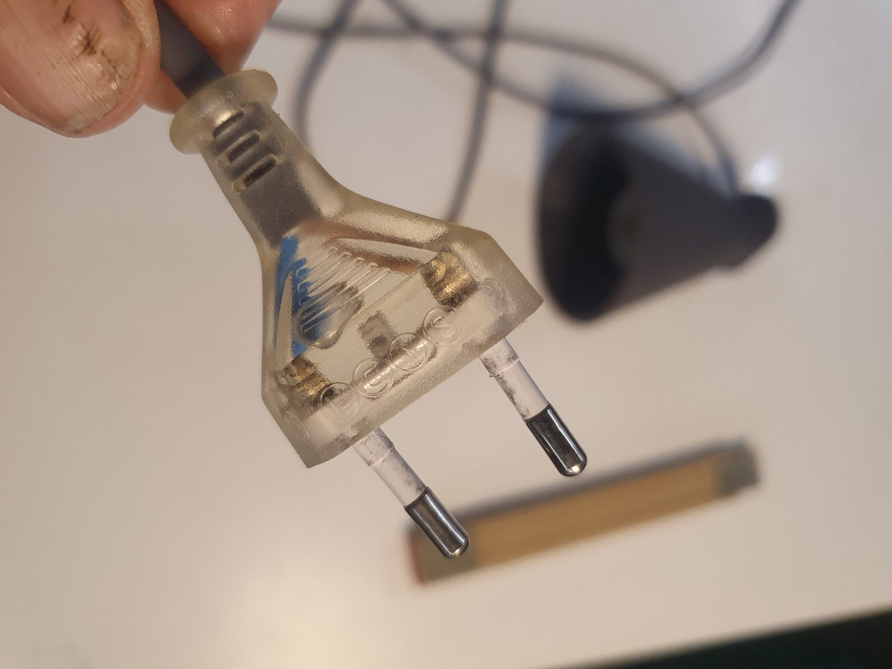 Lampade: LED Lampe mit 340 cm Kabel – Usato da Zürich venduto da loosebone 3