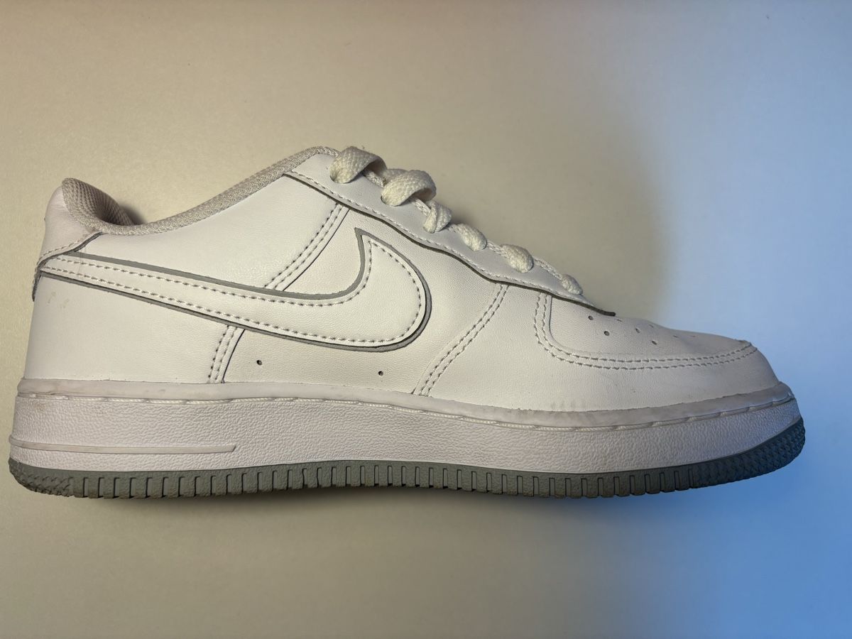 Nike Scarpe da uomo: Nike Air Sneakers size EUR38 – Usato da Rifferswil venduto da jasonevans76 3