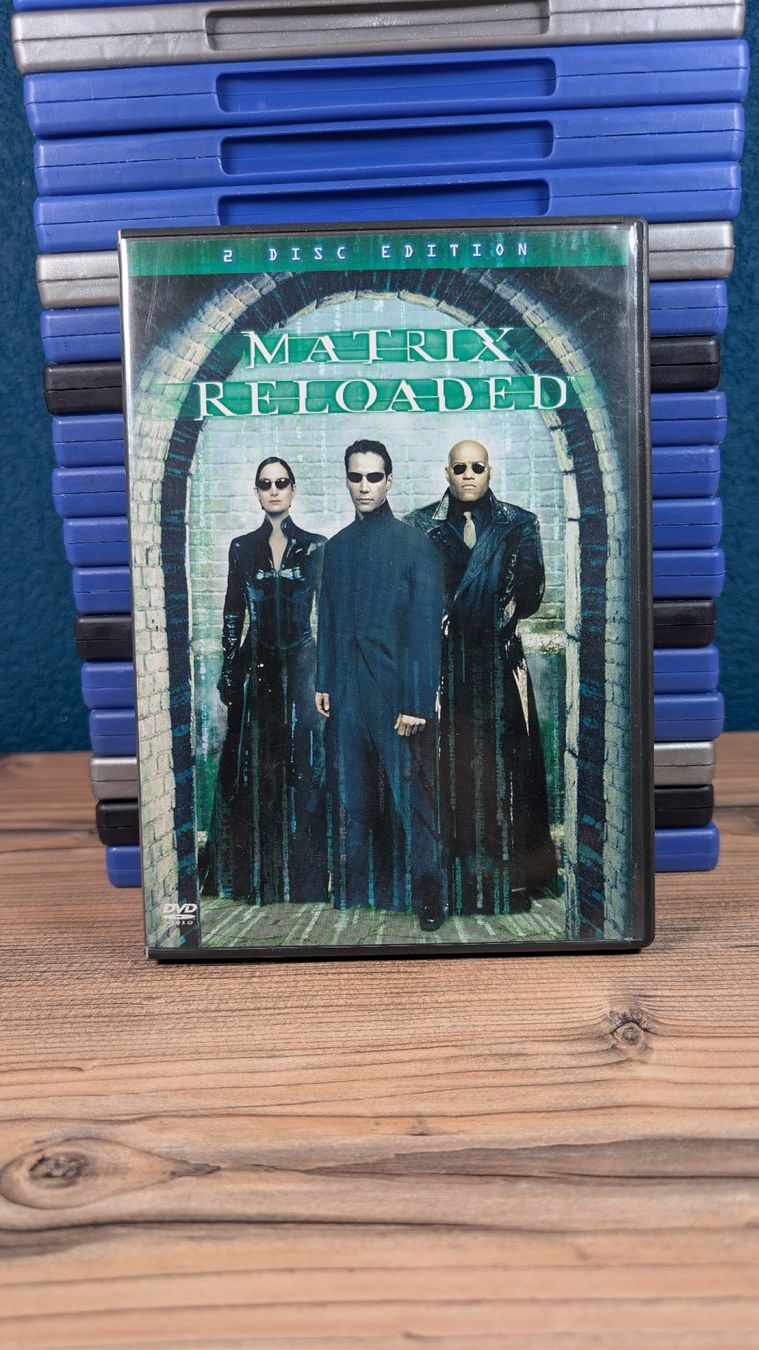 Tutti i DVDs: Matrix Reloaded DVD - 2 Disc Edition - Top Zustand! – Usato da Flumenthal venduto da Neondrian