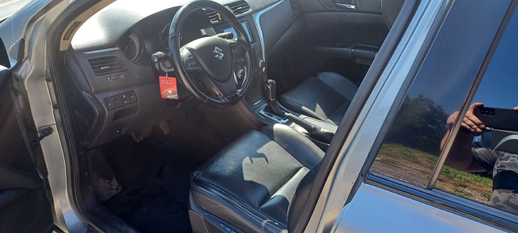 Suzuki Autos: Suzuki Kizashi 2.4l 4x4 – D'occasion à Stalden (Sarnen) par Riebli01 2
