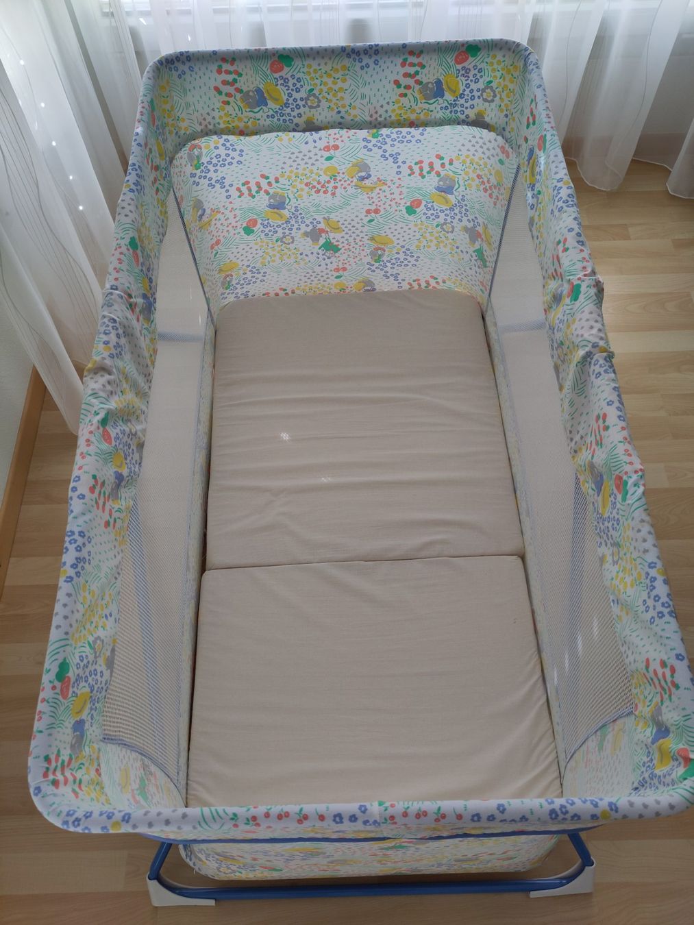 Lits: Baby-Reisebett – D'occasion à Rapperswil SG par f_reck 1