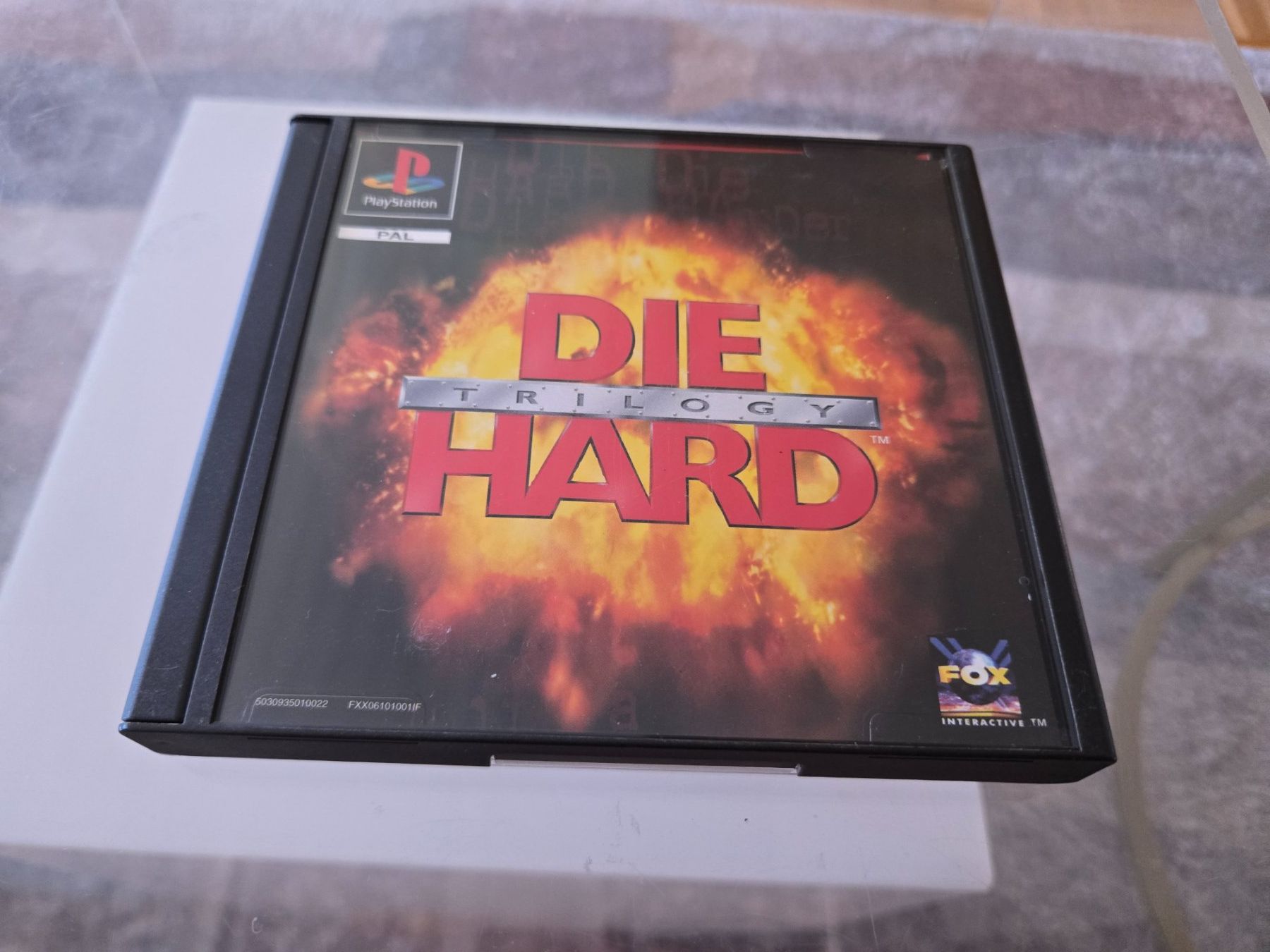 Spiele: Die Hard Trilogy PS1 – Gebraucht aus Bussigny von Kfdlt