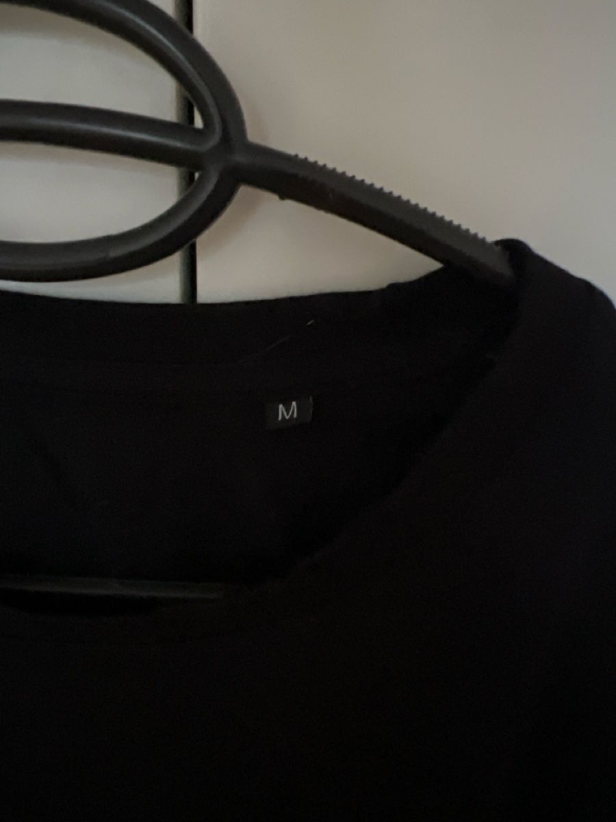 T-Shirts: Schwarzes MISH T-Shirt, Grösse M – Gebraucht aus Olten von Sarastuebi 2