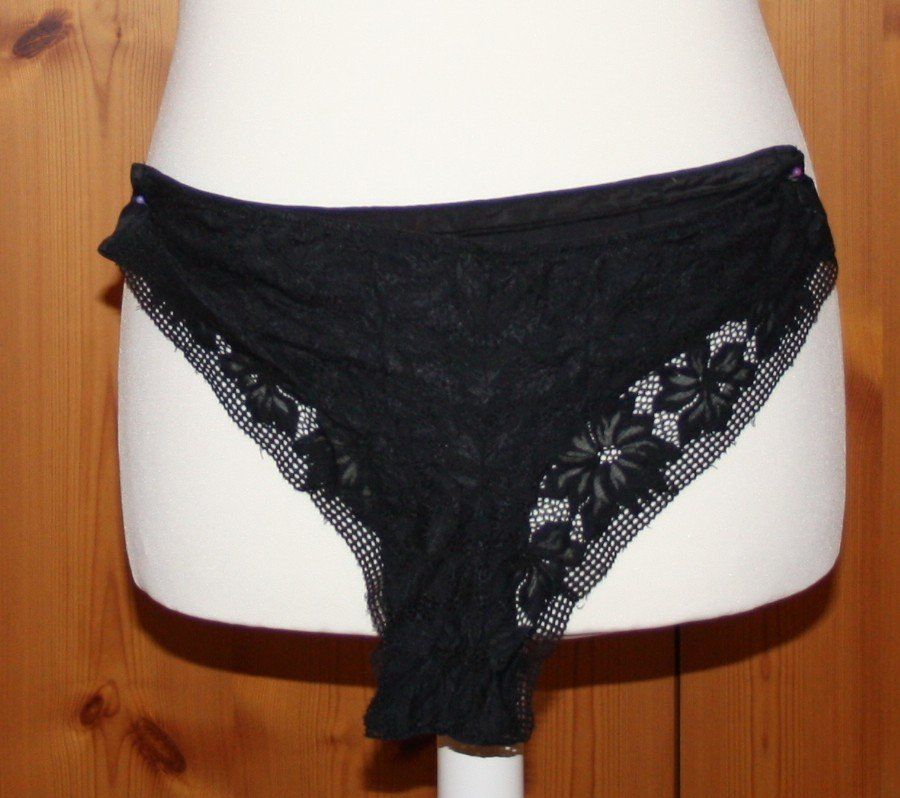 Sonstige Unterwäsche: Hose schwarz Gr. L (37) – Gebraucht aus Flüelen von Diversicum-Textil 1