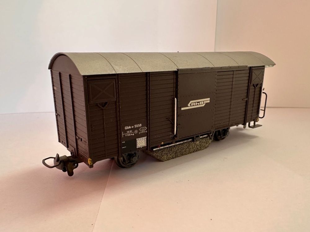 Bemo - RhB Gbk-v 5558 Gedeckter Güterwagen/ Schienenreiniger 1