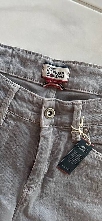 Jeans: Jeans Slim Tommy Hilfiger Gr. 30/34 – Usato da Sarnen venduto da Sejosa15 2