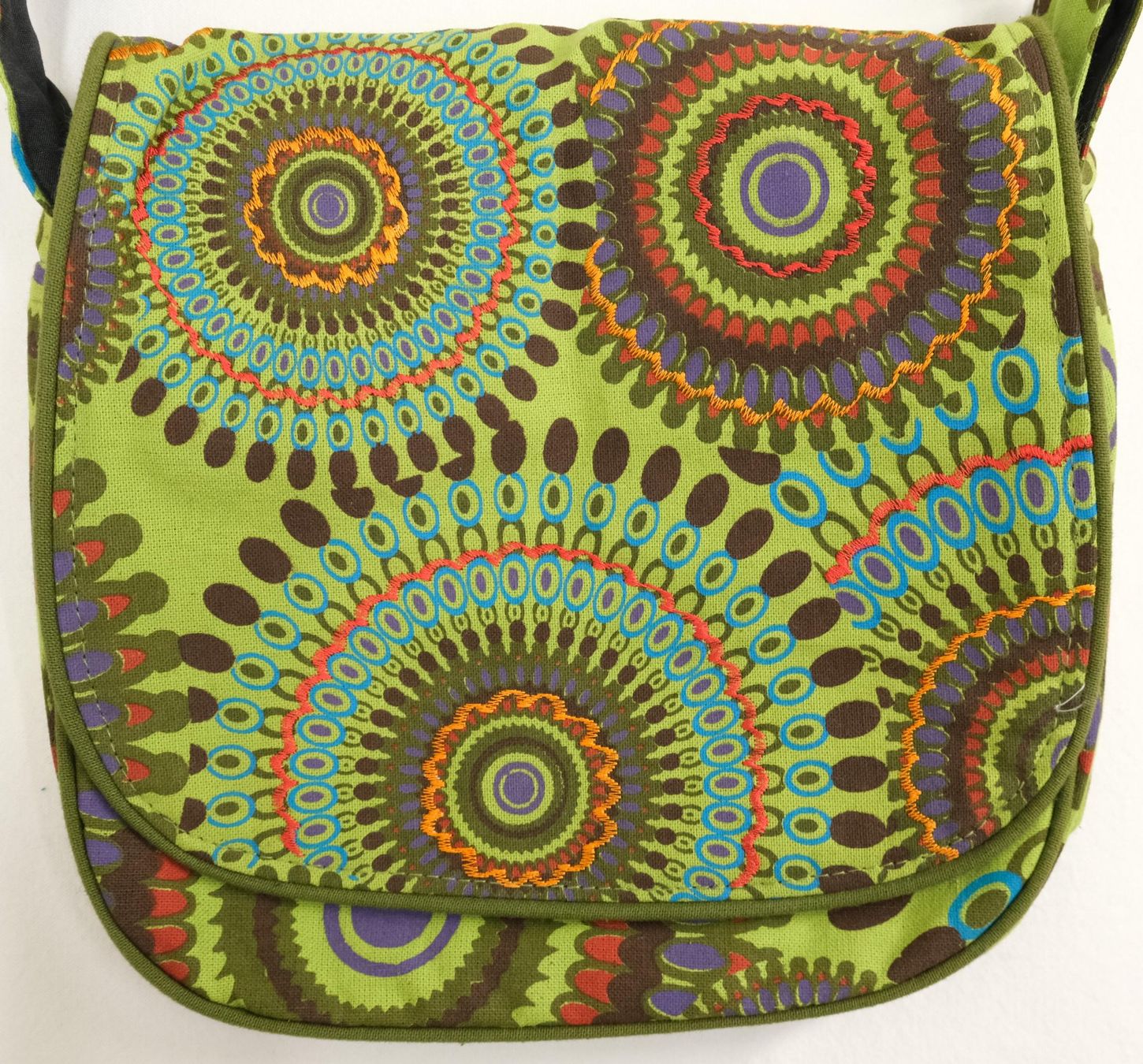 Borse da donna: Mandala Tasche Umhängetasche aus Stoff – Nuovo (secondo la descrizione) da Zürich venduto da Masala-Oase 5