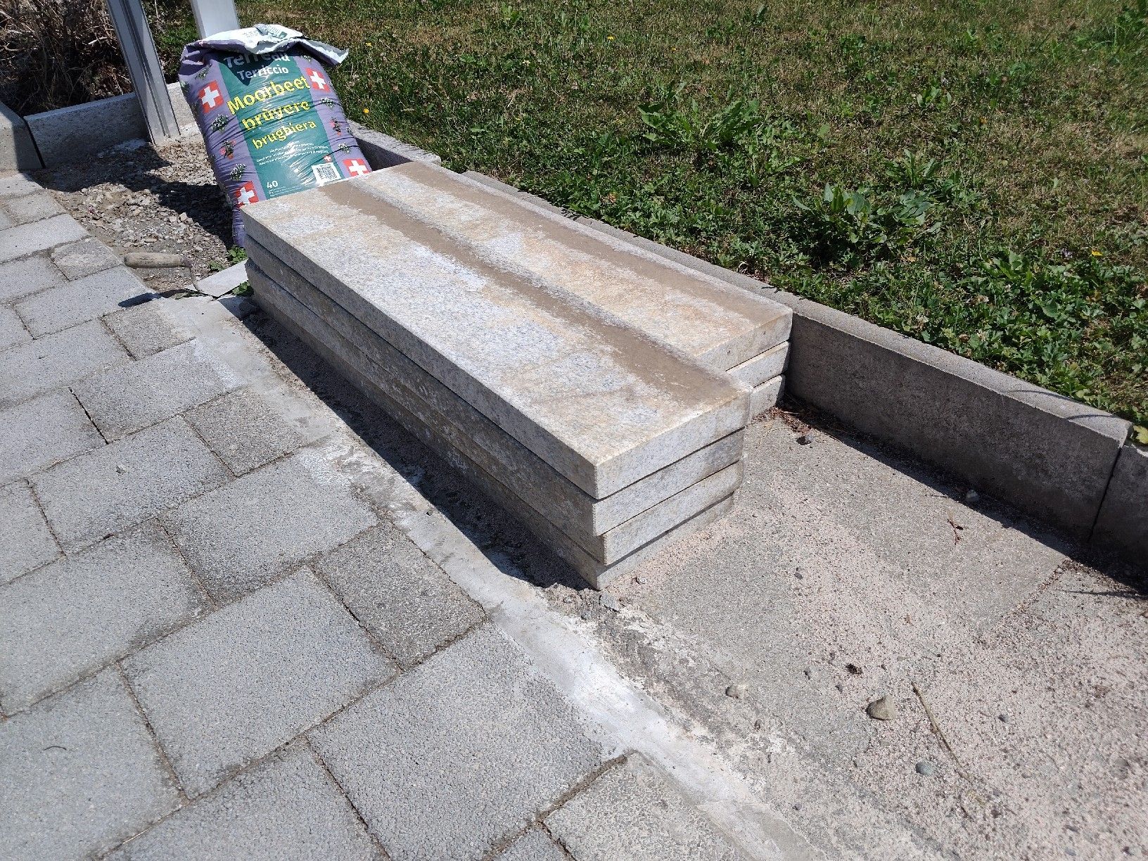 Pietre & tegole: Granitstellplatten – Usato da Erlen venduto da cro_px8w 1