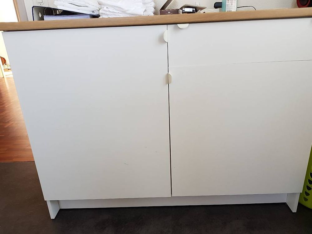 Ikea Cassettiere: Kommode weiss Ikea – Usato da Flaach venduto da shora