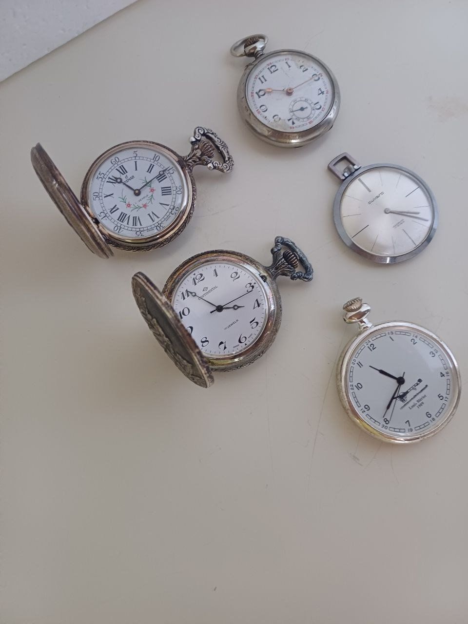 Orologi: 5 Taschenuhren – Usato da Bern venduto da Yunkom 1