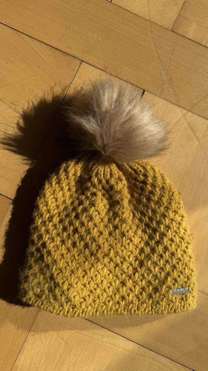 Copricapi, berretti & cappellini: Mütze Winter Kappe – Nuovo (secondo la descrizione) da Zürich venduto da NorinaAurora