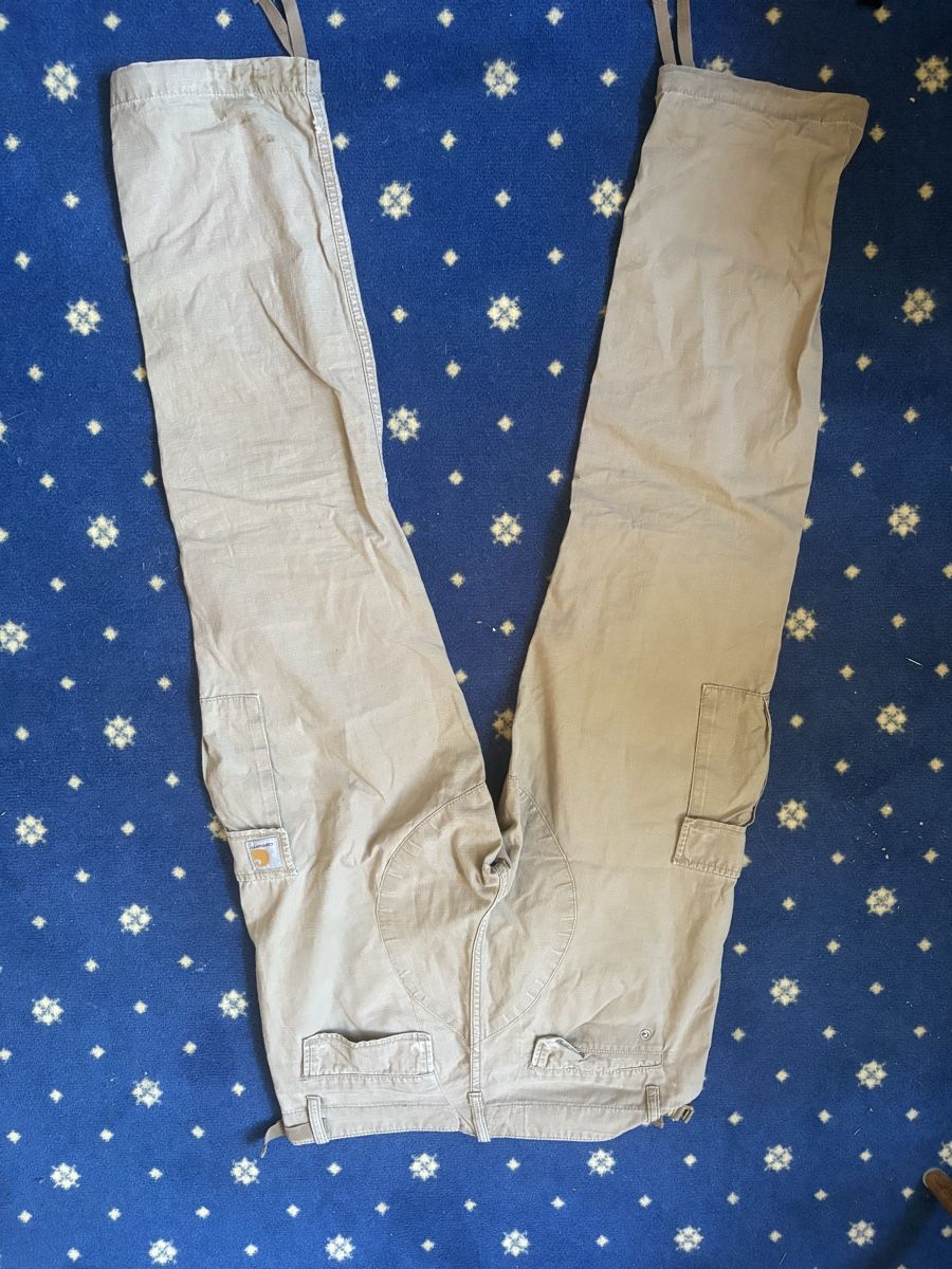 Pantaloni: Carhartt Cargo Pants – Usato da Scuol venduto da jul_xwm9 5