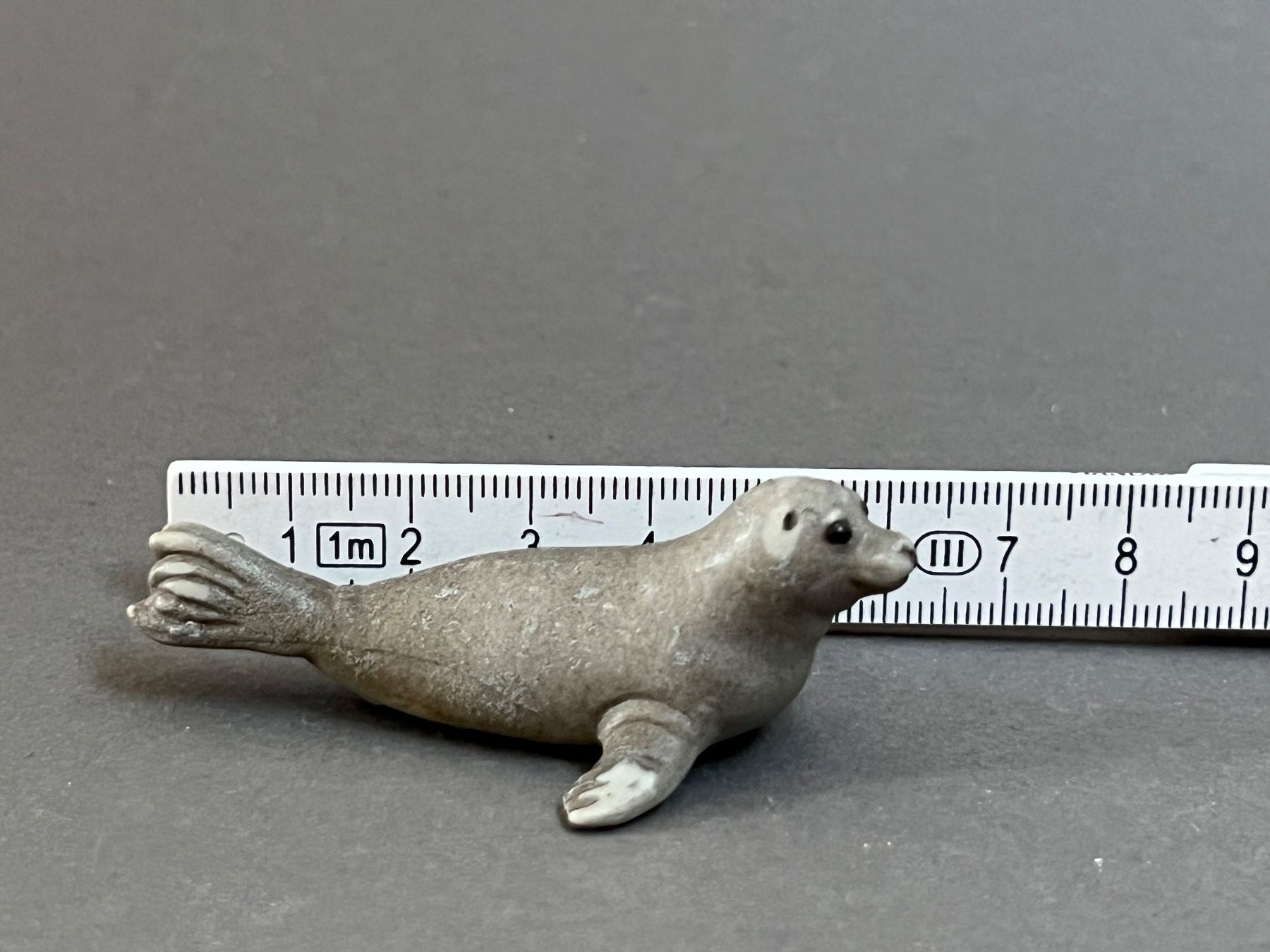 Schleich Statuette: Schleich Seehund Seehundjunges Robbe – Usato da Ennetbaden venduto da mapa05 2