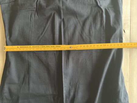 Schickes Sommerkleid, schwarz, Grösse M, One-Shoulder Style